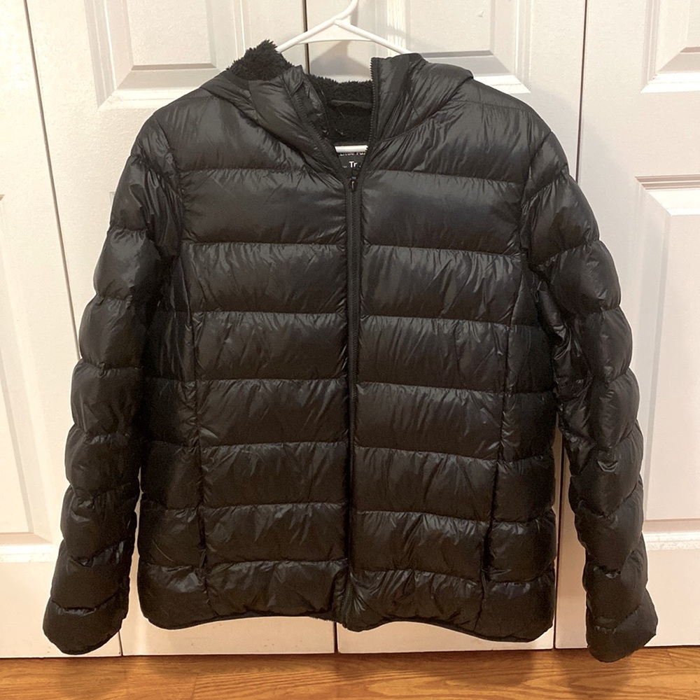 Aritzia — The Little Fuzzy Puff ( TNA )